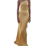 VESTIDO DE FIESTA ELEGANTE CON HOMBROS INCLINADOS