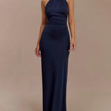 VESTIDO MAXI HALTER DE SILUETA FLUIDA EN AZUL MARINO