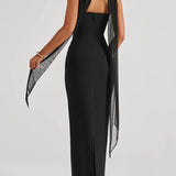 VESTIDO MAXI NEGRO CON CINTURA DEFINIDA