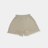 Shorts con encaje