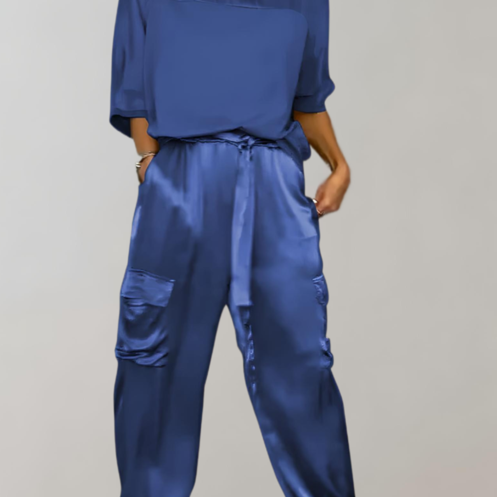 Alicia |  Conjunto de Lounge Cargo Suave como la Seda