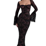 VESTIDO LARGO DE ENCAJE CON ELEGANCIA ROMÁNTICA