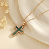 Collar de oro con cruz de esmeralda