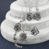 Conjunto Elegante en Plata con Circonitas