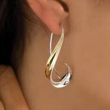 Pendientes dorados retro