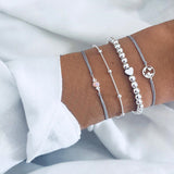 Conjunto de pulseras brillantes de lujo