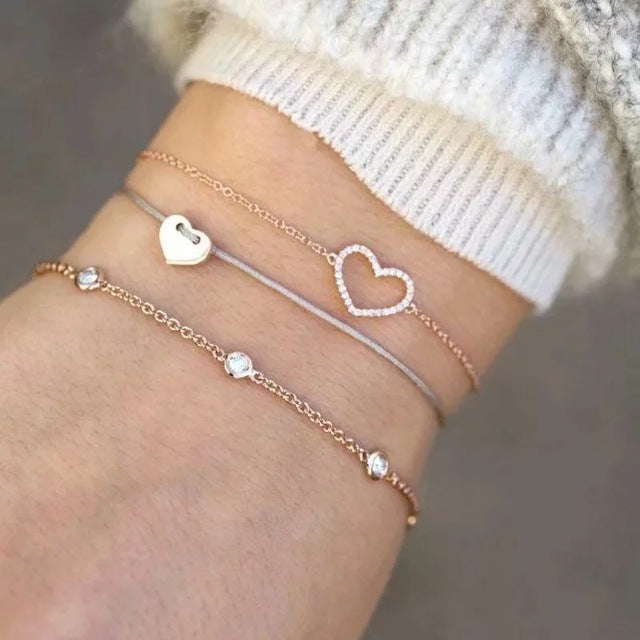 Conjunto de pulseras brillantes de lujo