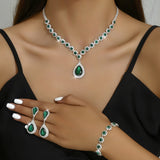 Conjunto de Tres Joyas para Novias