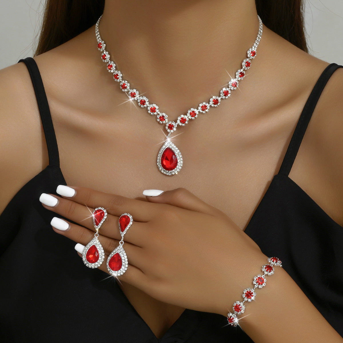 Conjunto de Tres Joyas para Novias