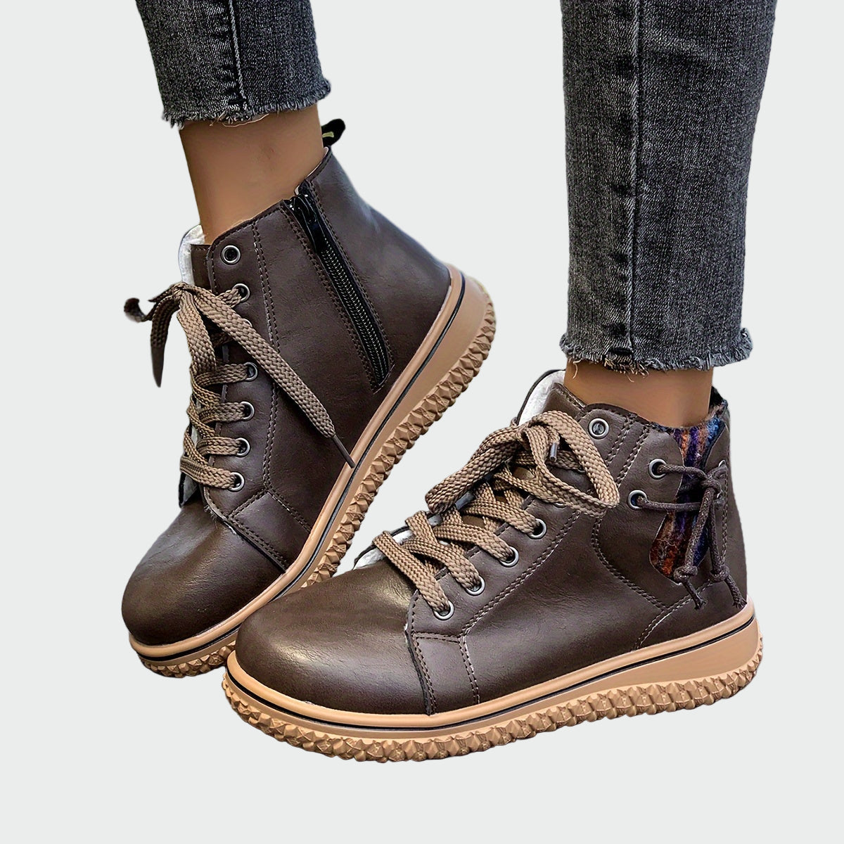 Botas ortopédicas de cuero hasta el tobillo