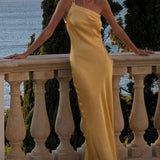 VESTIDO DE FIESTA ELEGANTE CON HOMBROS INCLINADOS