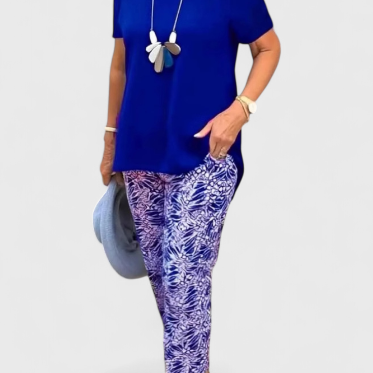 Candelaria | Conjunto Elegante de Dos Piezas con Corte Estructurado