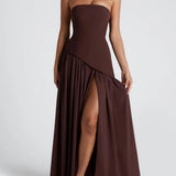 VESTIDO MAXI SIN TIRANTES CON ABERTURA Y CINTA